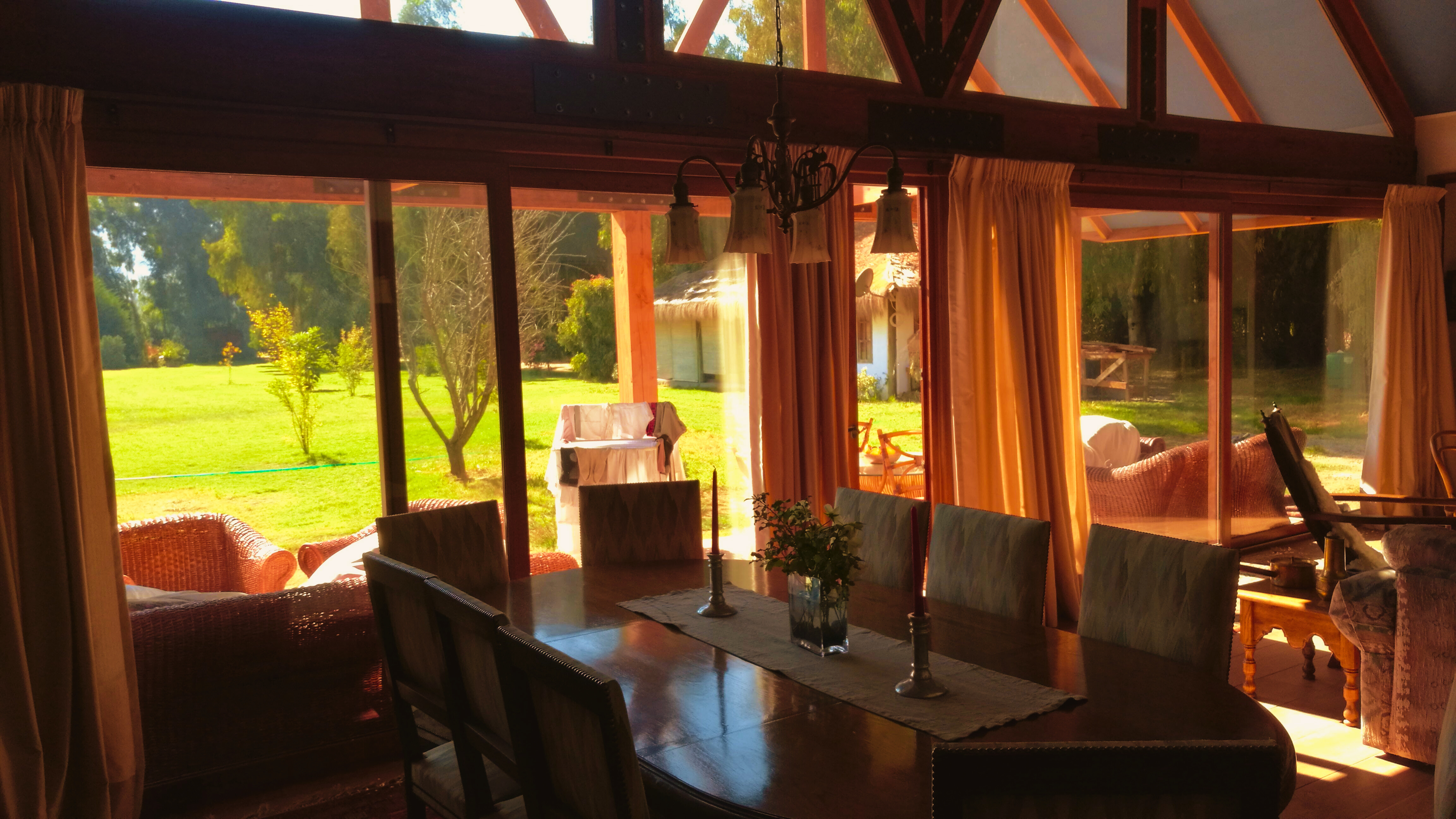 Interior de casa de madera